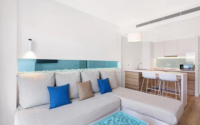 Metropolitan Playa JUKA Aparthotel