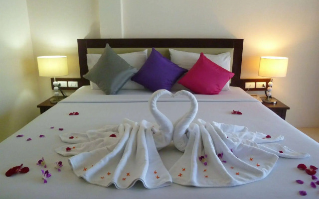 Seven Seas Hotel