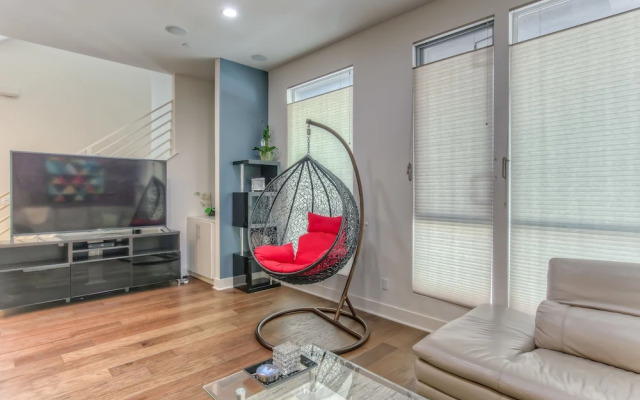 Applewood - Silver Lake 2BD Hollywood