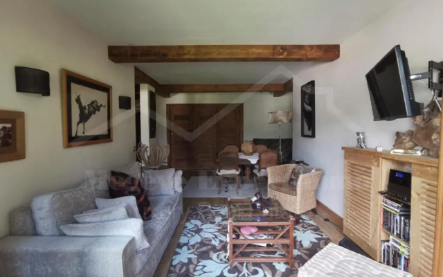112 Arbois