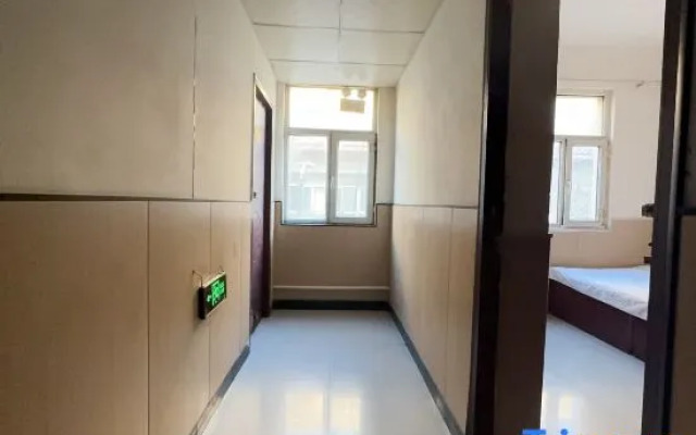 Urumqi Binyuan Express Hotel