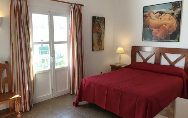 Benavista Estepona - 2 Bed Town House with Pool