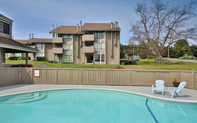 Mutiny Bay Condo