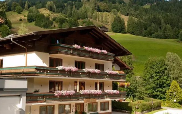 Haus Alpenrose
