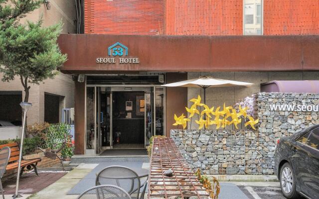 Отель Seoul 53 hotel Insadong Южная Корея, Сеул - 1 отзыв об отеле, цены и фото номеров - забронировать отель Seoul 53 hotel Insadong онлайн вид на фасад