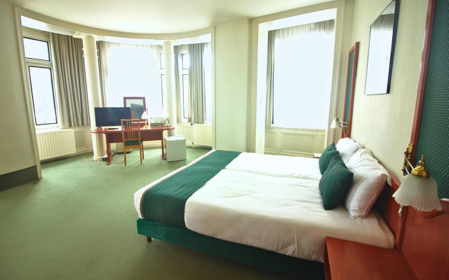 Hotel Le Dome