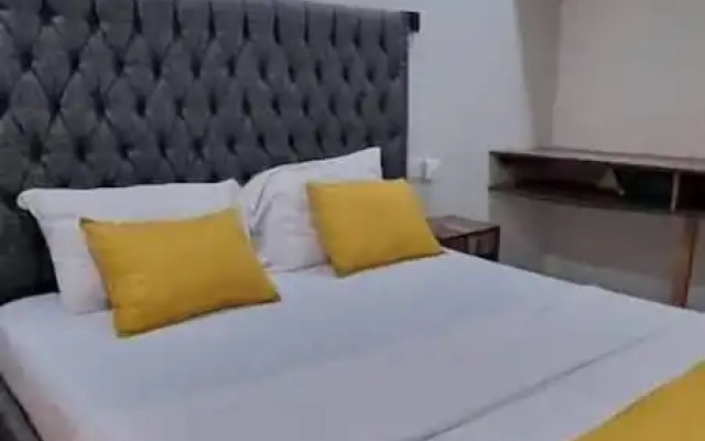 Legacy Homes 1A Apartment