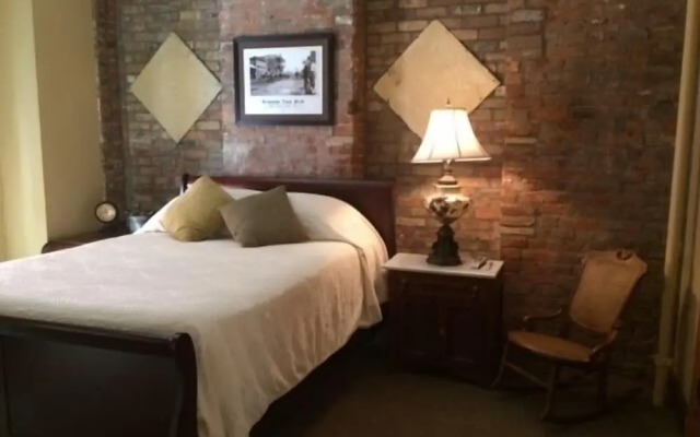 Weatherford Hotel