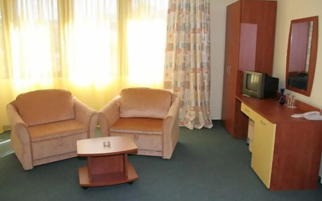 Hotel Grand