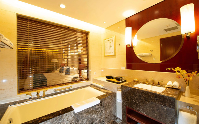 Howard Johnson By Wyndham Tropical Garden Plaza Kunming
