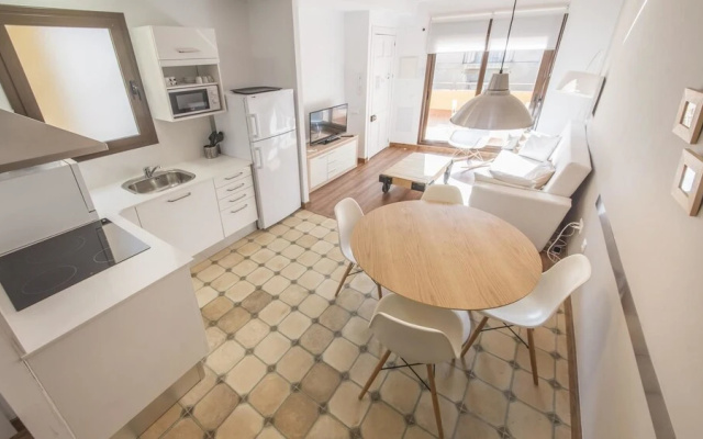 Duplex Arts Apartment A TVL 28-A