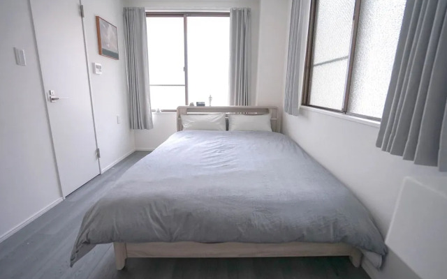 ZAITO Tokyo Yokokawa Economy Inn
