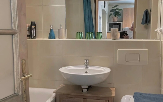 Buda Hills villa apartment