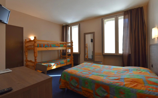 Logis Hôtel Saint Jacques