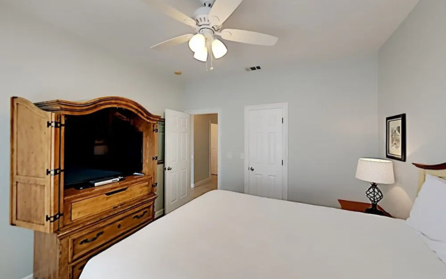Pair-A-Dice by Southern Vacation Rentals