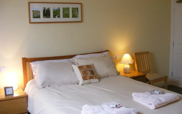 The Lowfield Inn