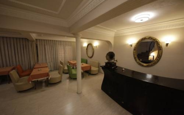 Taksim Hotel Şato