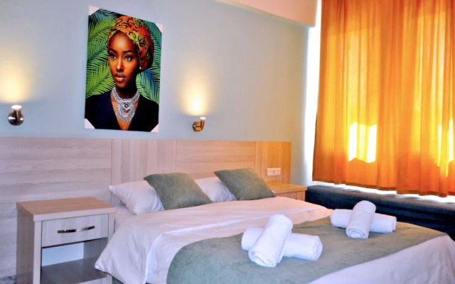 Native Hotel