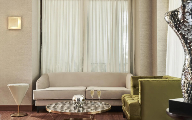 Bellevue On The Beach Suites