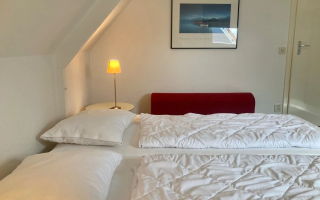 Spacious 6-person Holiday Home Dijkrose Close to the Lauwersmeer