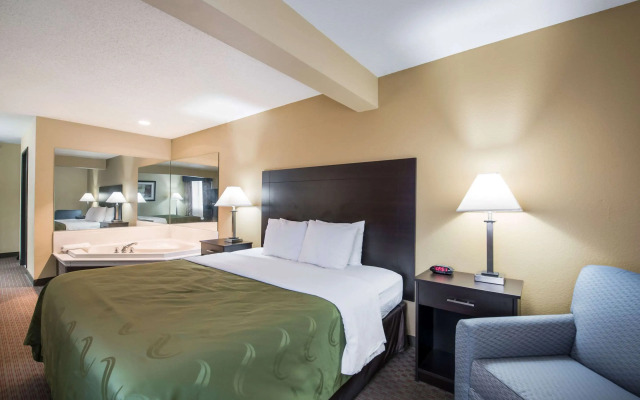 Quality Inn & Suites Menomonie
