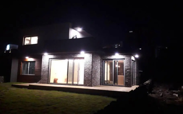 Sogobe Jeju House