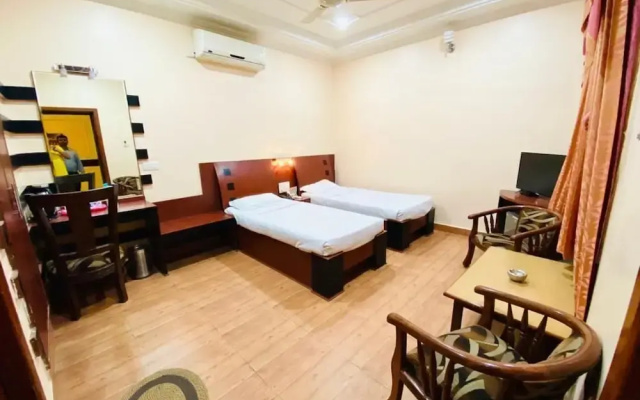 Prayag Inn