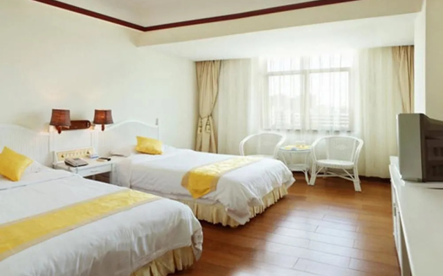 Haikou Huayuan Tiedao Hot Spring Hotel