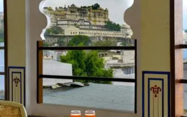 Aaram Mahal Udaipur