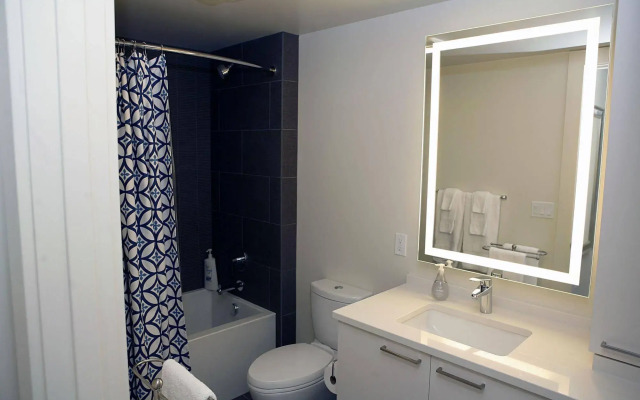 Convention Center Lux Suites by Barsala