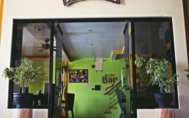 Amanente'z Beach Front Resort
