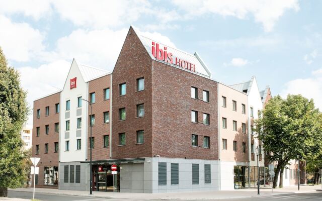 Ibis Gdansk Stare Miasto Hotel вид на фасад