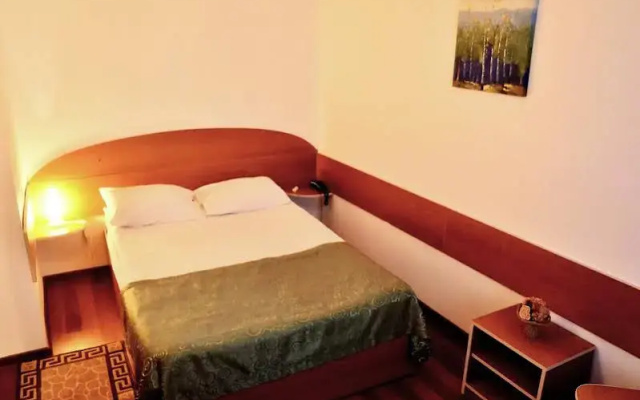 Hotel Amadeo