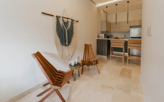 203B Amira Studio By Sandy Powerful