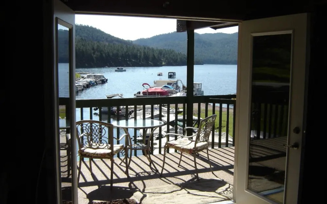 Horse Creek Resort