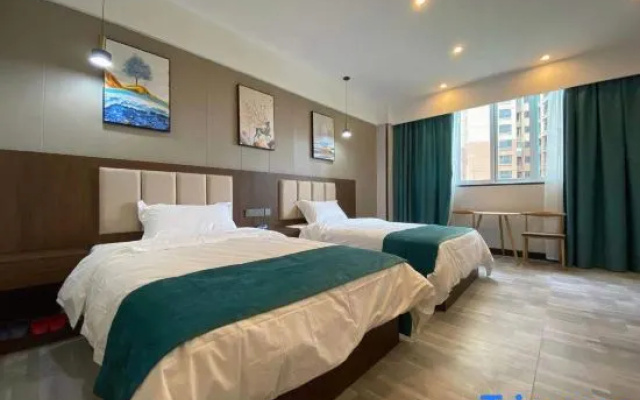 Yijia Hotel