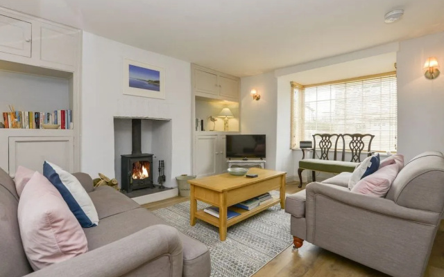 Camelot Cottage