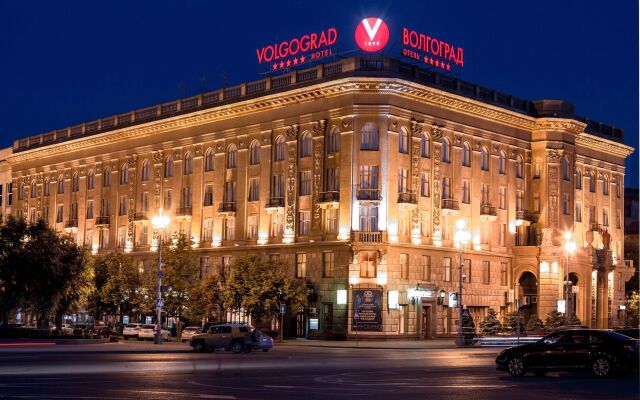 Гостиница Волгоград вид на фасад