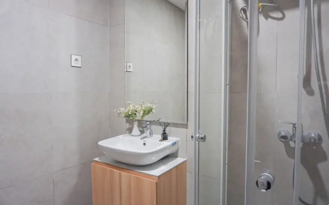 Comfy And Strategic 2Br Connecting Mall At Pollux Chadstone Apartment