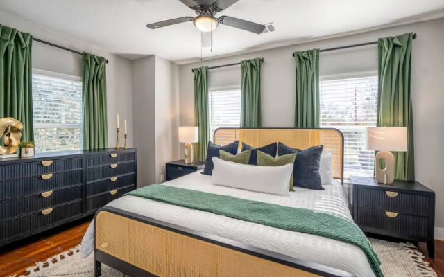 2-bedroom - Equipped Kitchen - Gated Parking