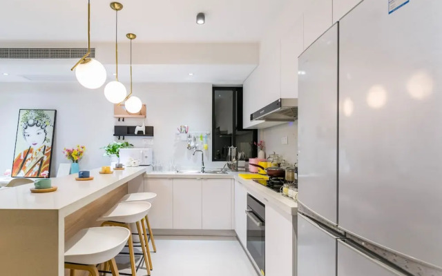 Lazy Apartment - Xujiahui Road