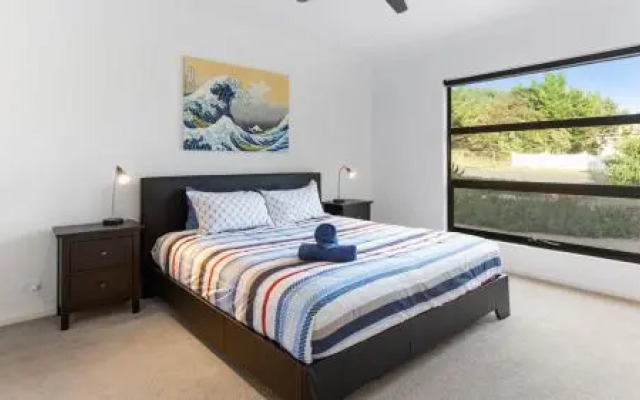 Great Ness Beachhouse - WiFi - Pet-Friendly