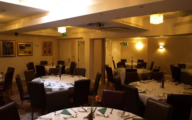 Queensgate Hotel