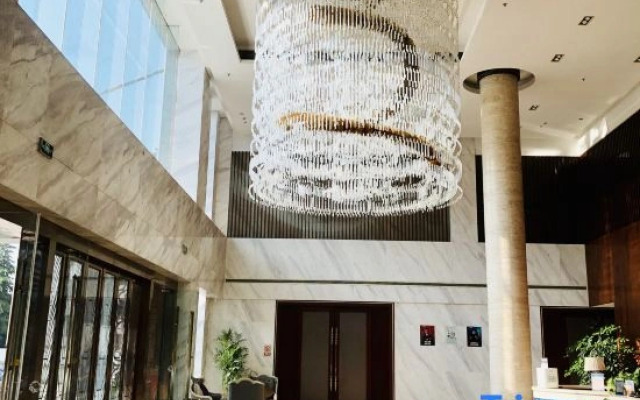 Wuxi Yuexi Grand Hotel (Huishan Wanda)