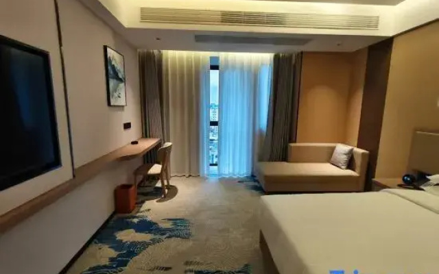 InterContinental Star Hotel (Huiyang High-Speed Railway Station Branch)