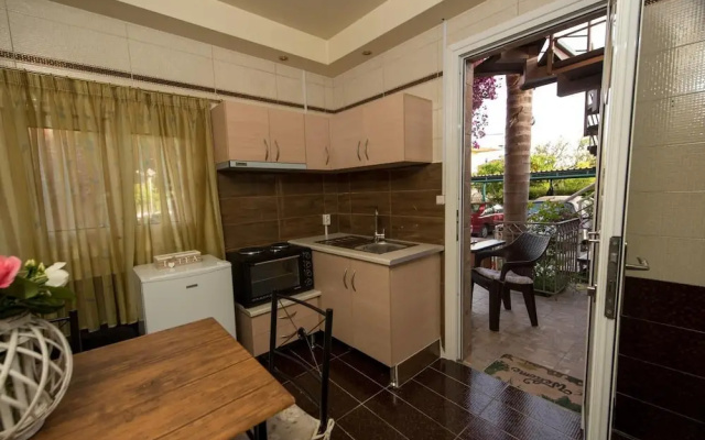 Bougainvillea Garden Retreat, Fully Equipped