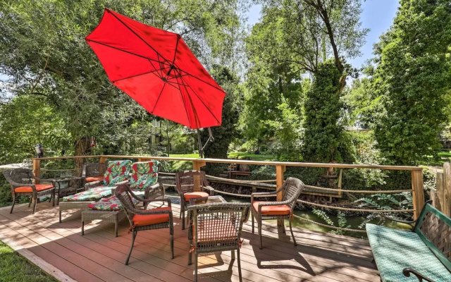 Secluded Home w/ Hot Tub & Mountain Views!
