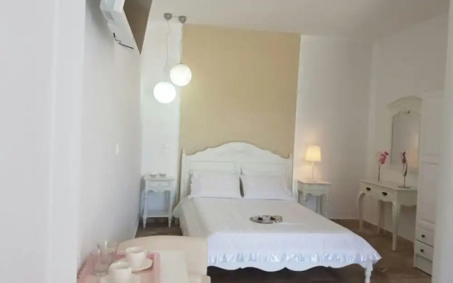 Eleana Studios