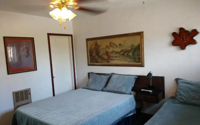 Swiss Mountain Motel