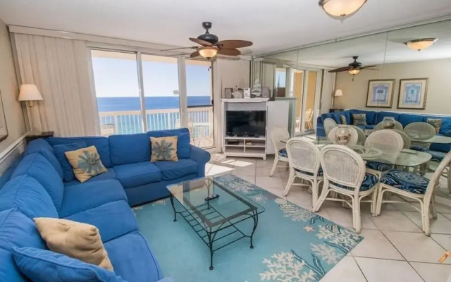 Pelican Beach 1504 1 Bedroom Condo by Pelican Beach Management